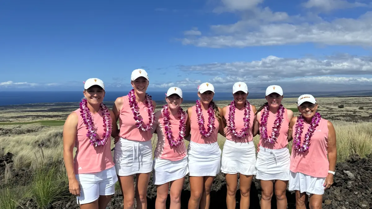 Women&#039;s Golf Team at Nanea Invitational