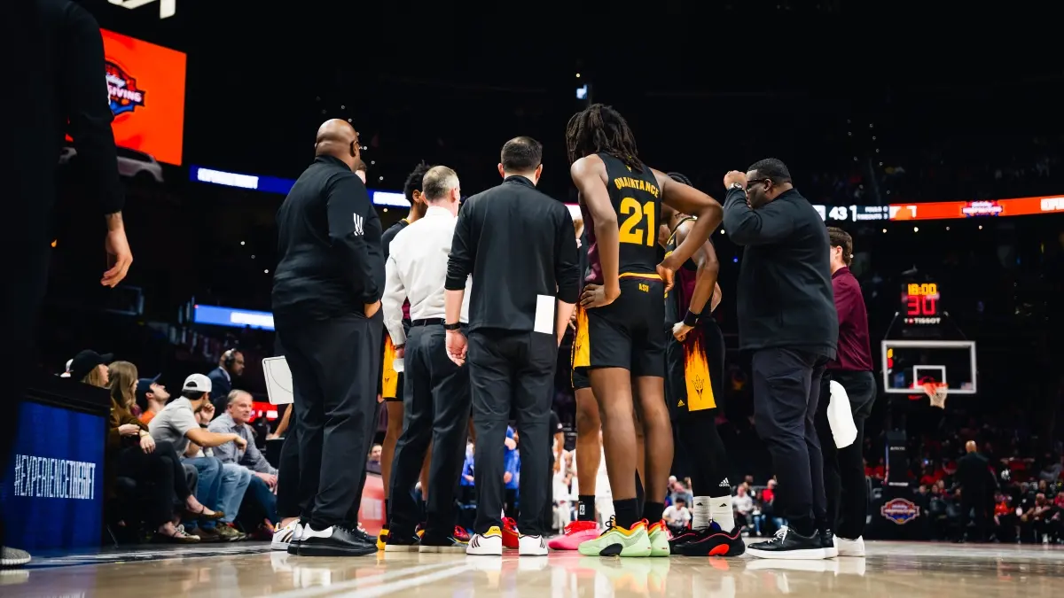 Team Huddle vs Florida